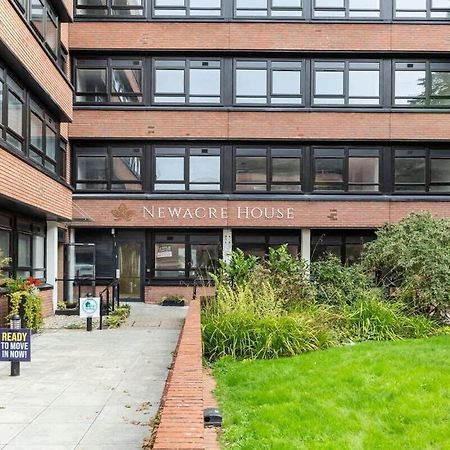 Bright Contemporary Studio In East Grinstead Esterno foto