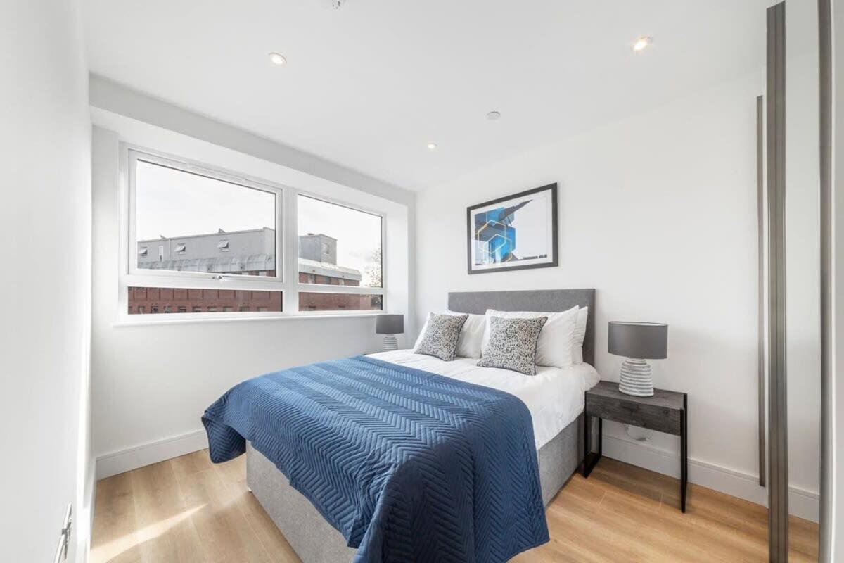 Bright Contemporary Studio In East Grinstead Esterno foto